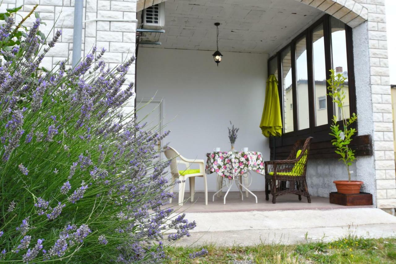 Studio Apartman Kris Marinici  Εξωτερικό φωτογραφία